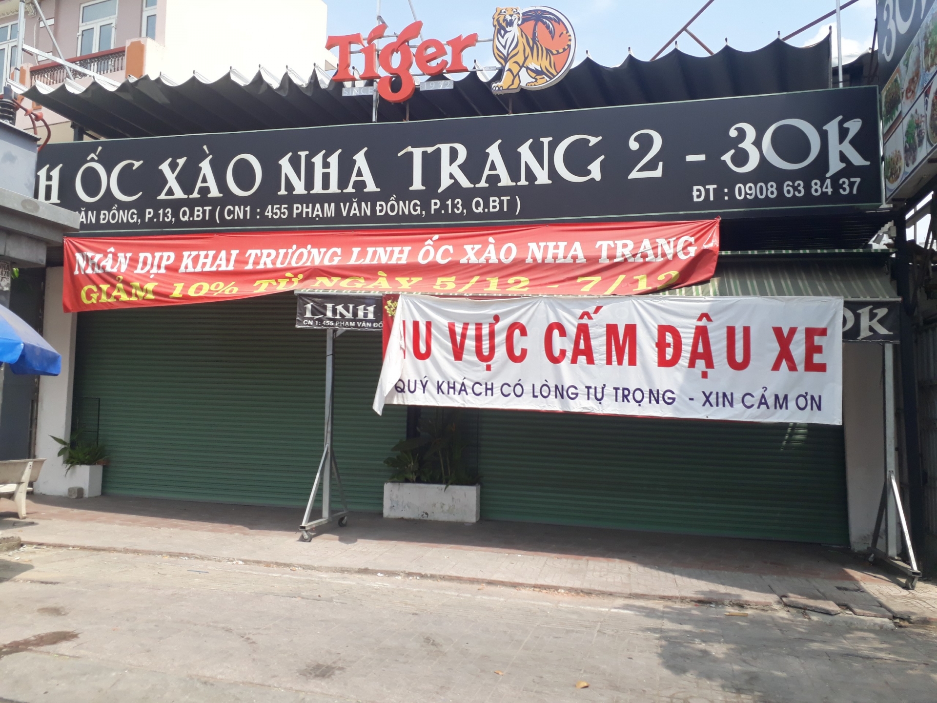 TP HCM: Nhiều chủ nhà hàng, quán ăn lao đao vì đóng cửa, vắng khách do dịch Covid-19 tp hcm nhieu chu nha hang quan an lao dao vi dong cua vang khach do dich covid 19