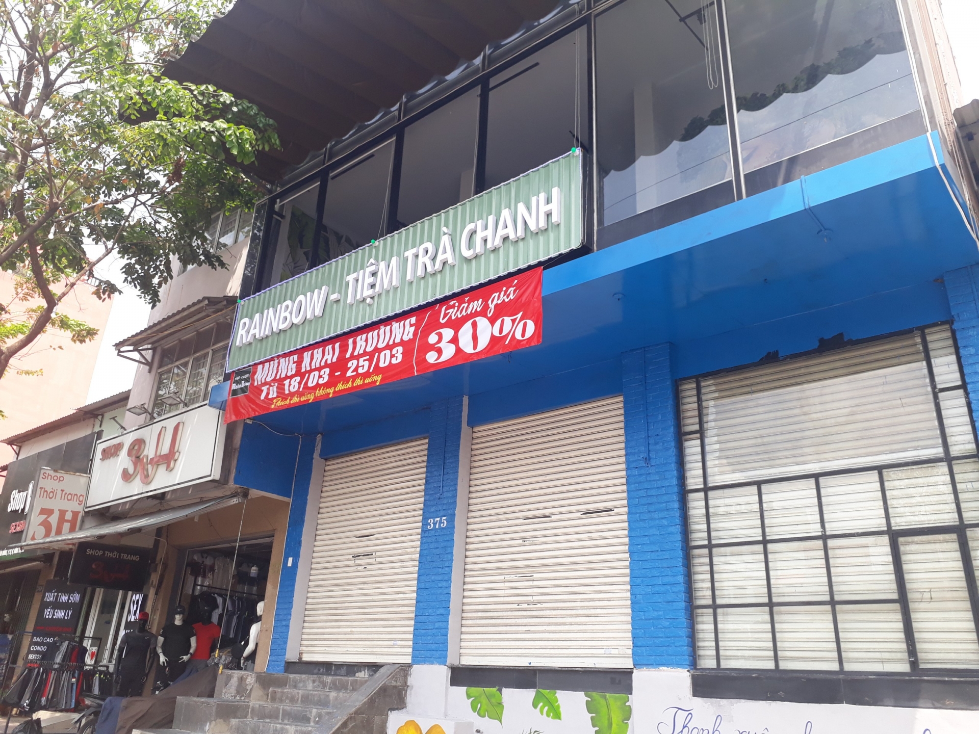 TP HCM: Nhiều chủ nhà hàng, quán ăn lao đao vì đóng cửa, vắng khách do dịch Covid-19 tp hcm nhieu chu nha hang quan an lao dao vi dong cua vang khach do dich covid 19