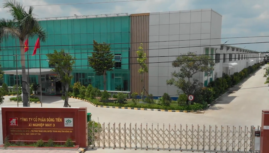 Tạo không gian xanh trong khuôn viên và nơi làm việc của người lao động Tạo không gian xanh trong khuôn viên và nơi làm việc của người lao động