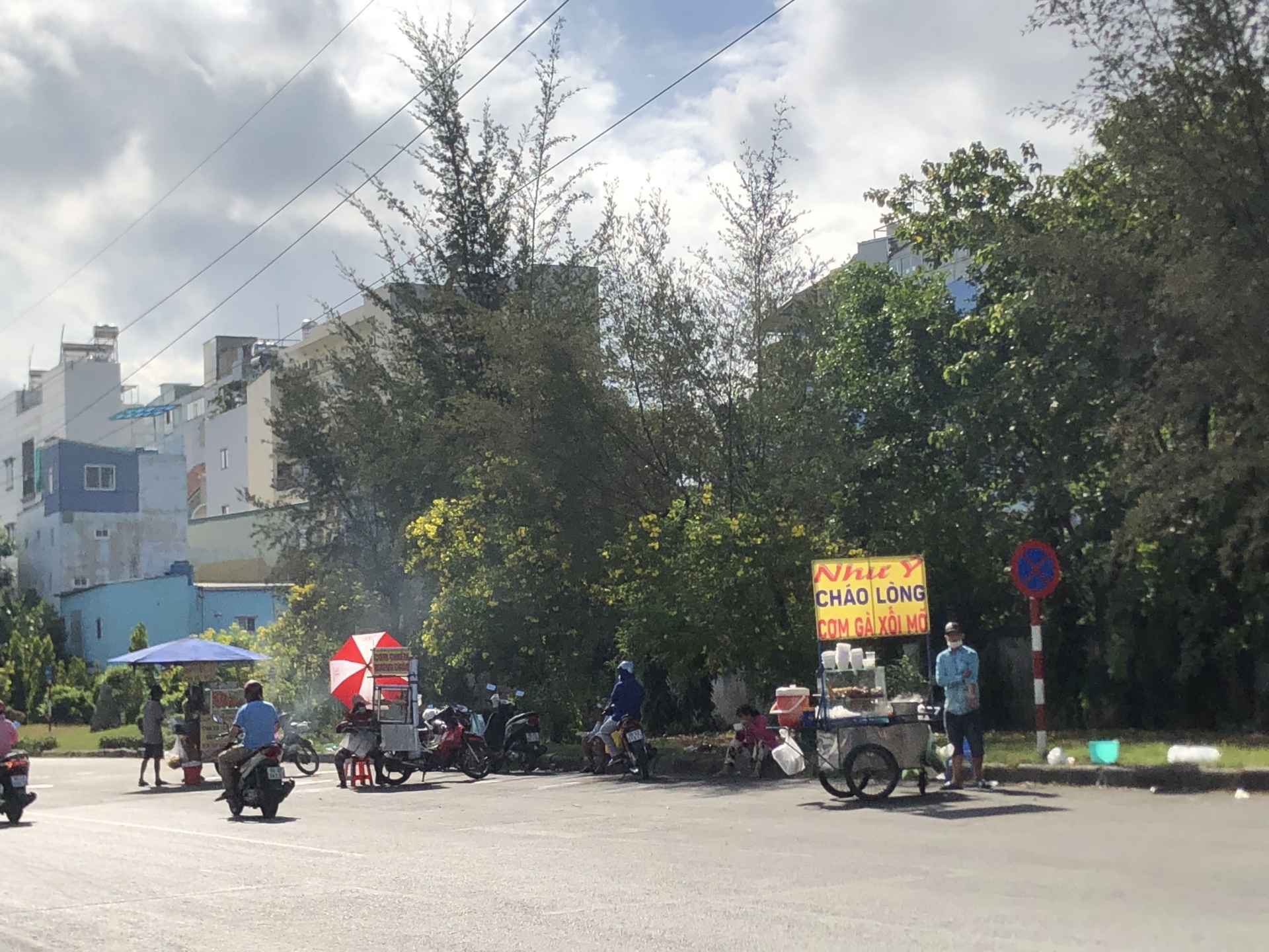 Bữa ăn sáng 4.000 đồng vẫn đảm bảo dinh dưỡng cho người lao động