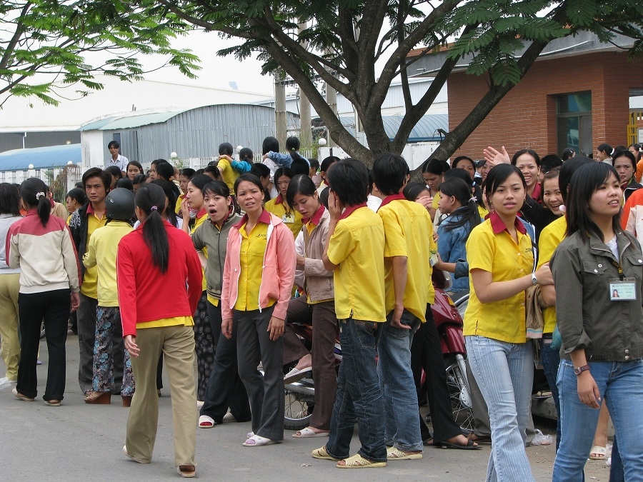 Những quyền lợi mà người lao động cần biết khi ký hợp đồng lao động Những quyền lợi mà người lao động cần biết khi ký hợp đồng lao động