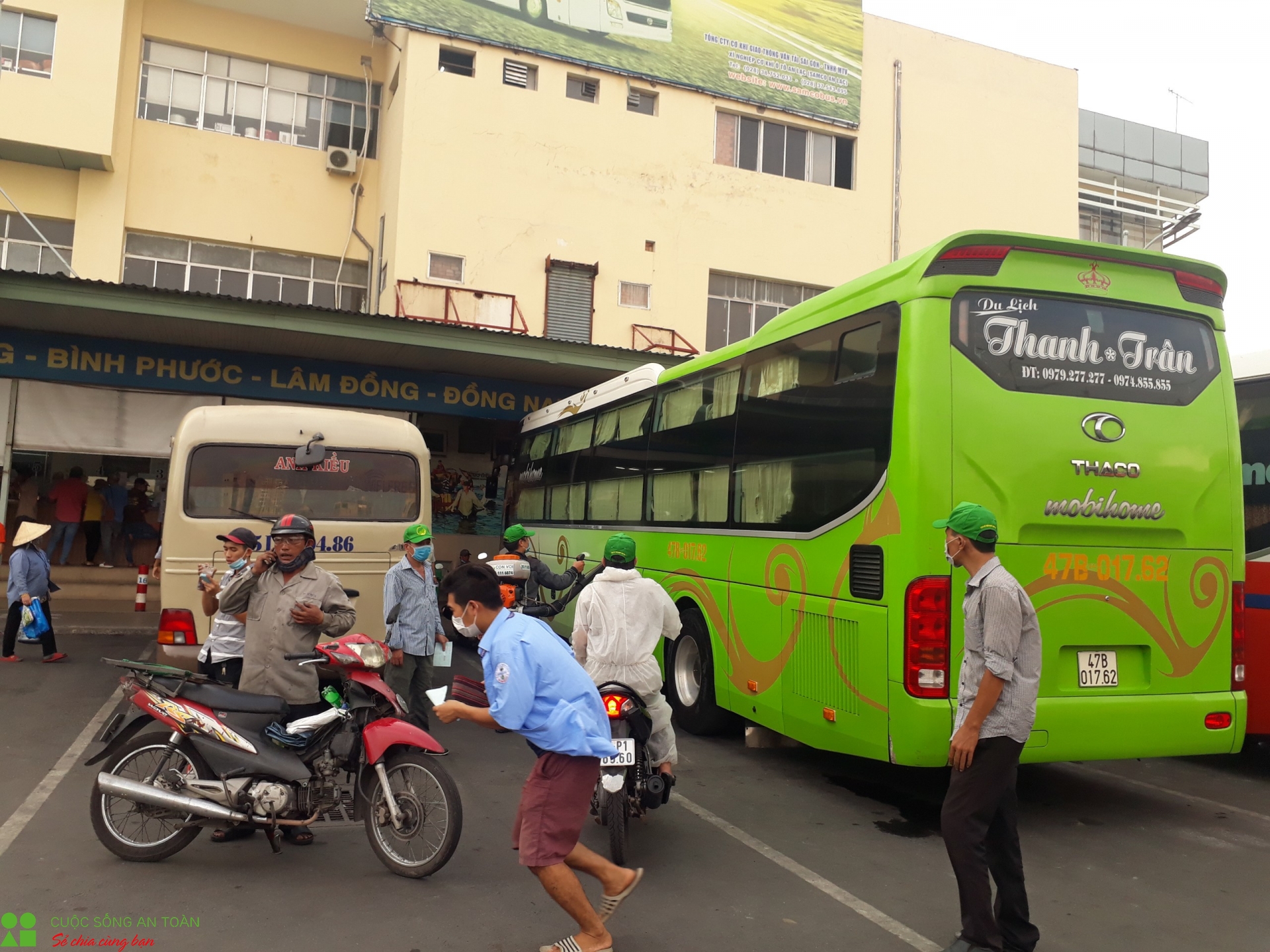 tap nap tai ben xe khach trong ky nghi le 304 lieu co an toan