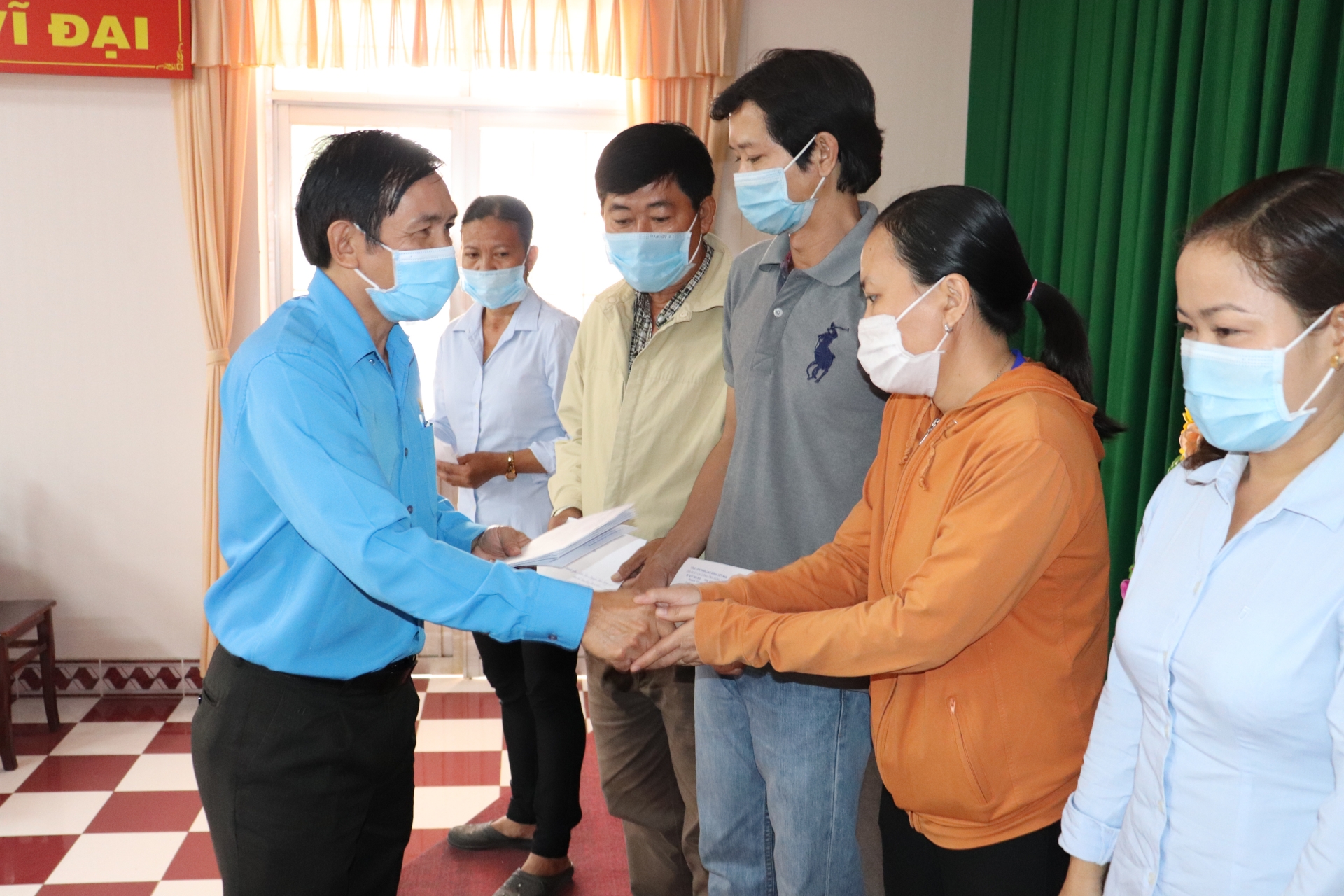 LĐLĐ Đồng Tháp tổ chức nhiều hoạt động hỗ trợ người lao động trong quý 1/2021 LĐLĐ Đồng Tháp tổ chức nhiều hoạt động hỗ trợ người lao động trong quý 1/2021