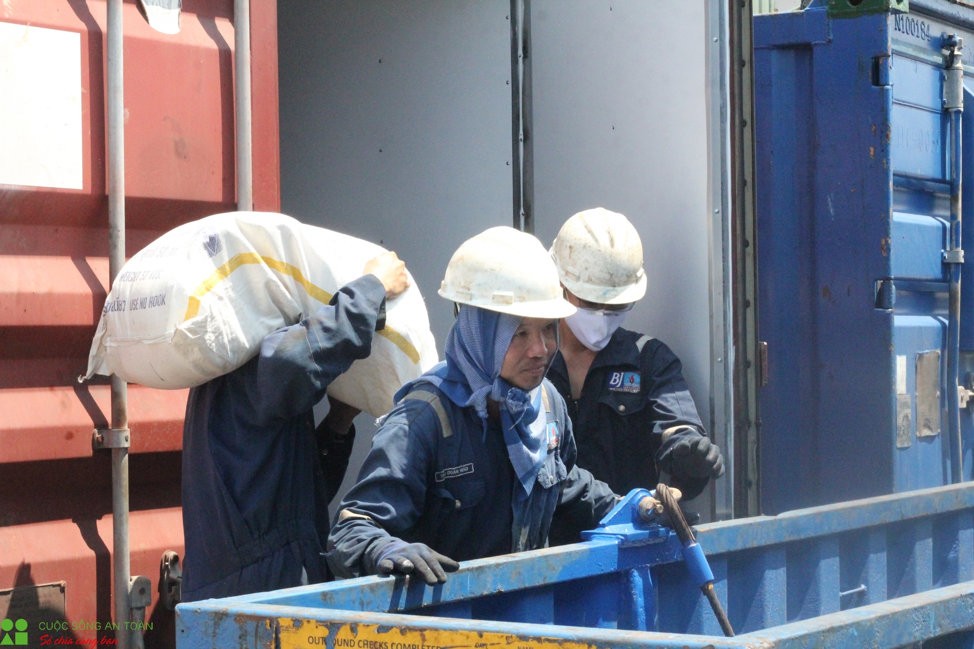 Công đoàn và Tổng Công ty PV Drilling chăm lo cho người lao động trong Tháng Công nhân cong doan va tong cong ty pv drilling cham lo cho nguoi lao dong trong thang cong nhan