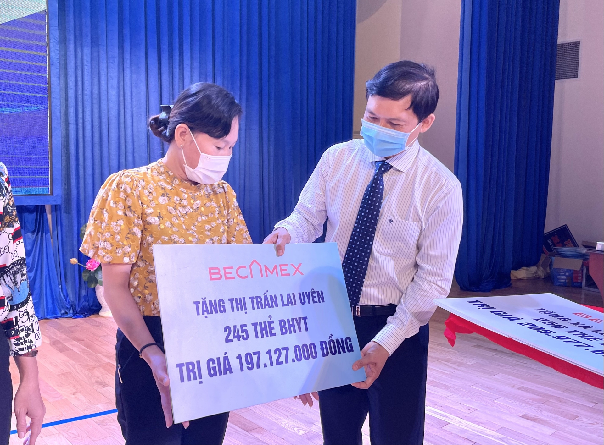 Becamex IDC tặng 2.000 thẻ bảo hiểm y tế cho người dân có hoàn cảnh khó khăn