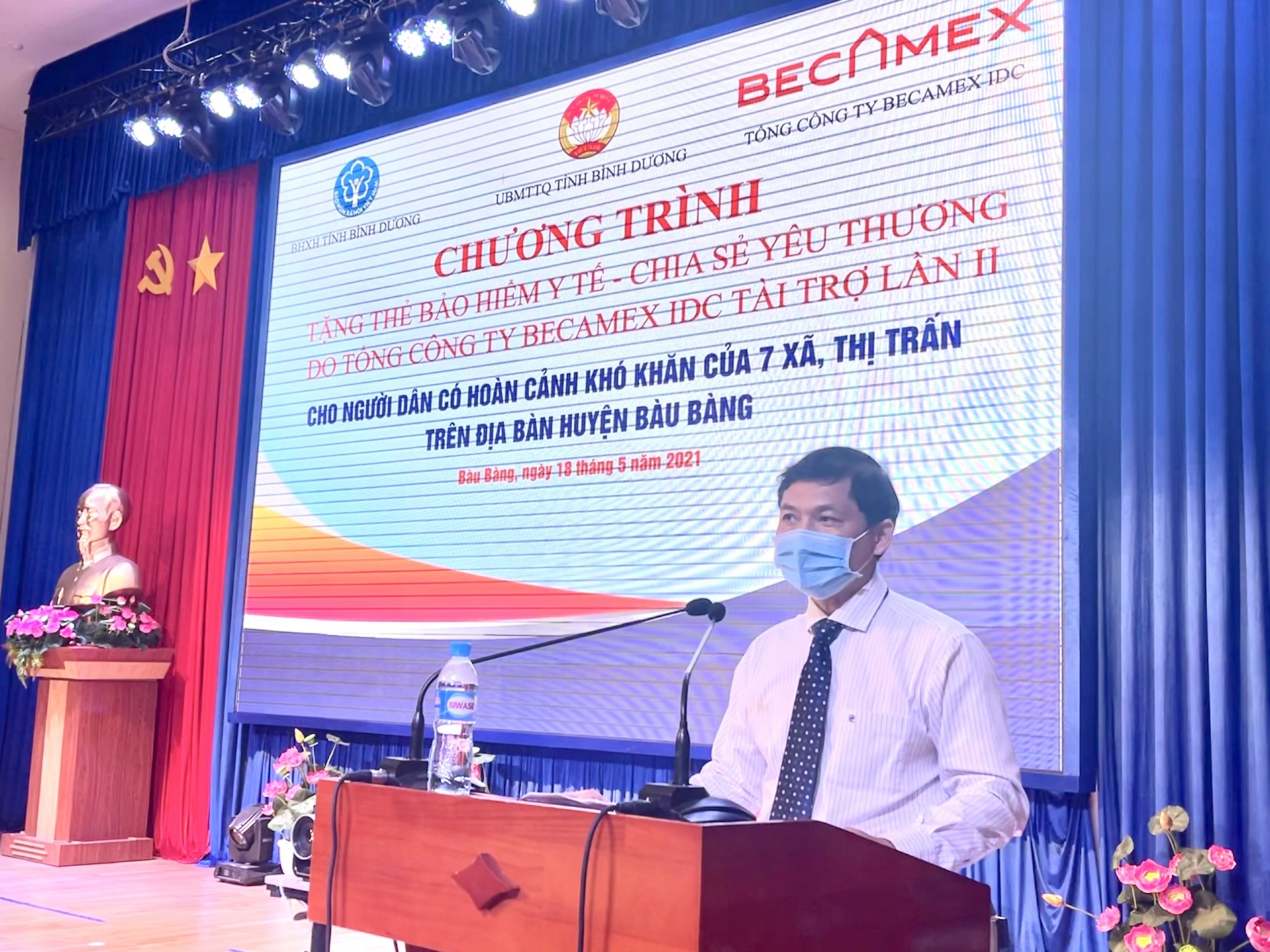 Becamex IDC tặng 2.000 thẻ bảo hiểm y tế cho người dân có hoàn cảnh khó khăn