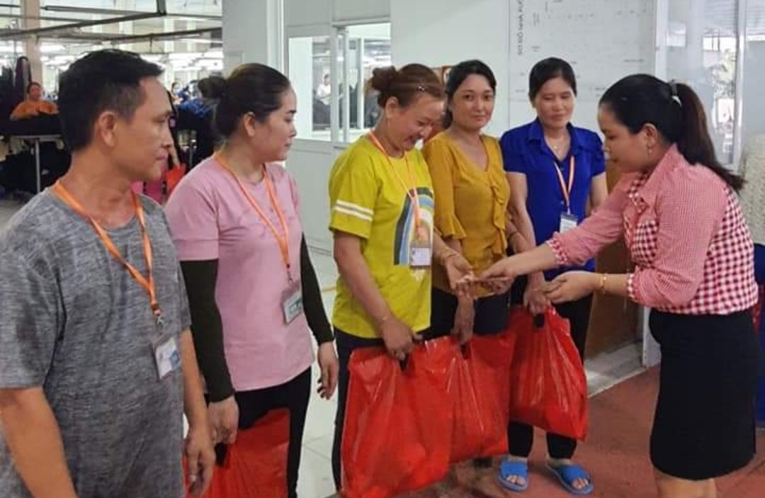 Tự hào khi trở thành Đoàn viên Công đoàn Việt Nam Tự hào khi trở thành Đoàn viên Công đoàn Việt Nam