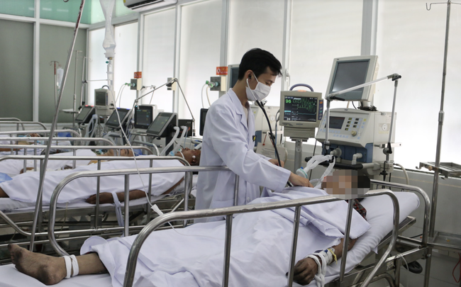 TP HCM: Cháy lớn khiến 1 người chết, 3 người bị thương tp hcm chay lon khien 1 nguoi chet 3 nguoi bi thuong