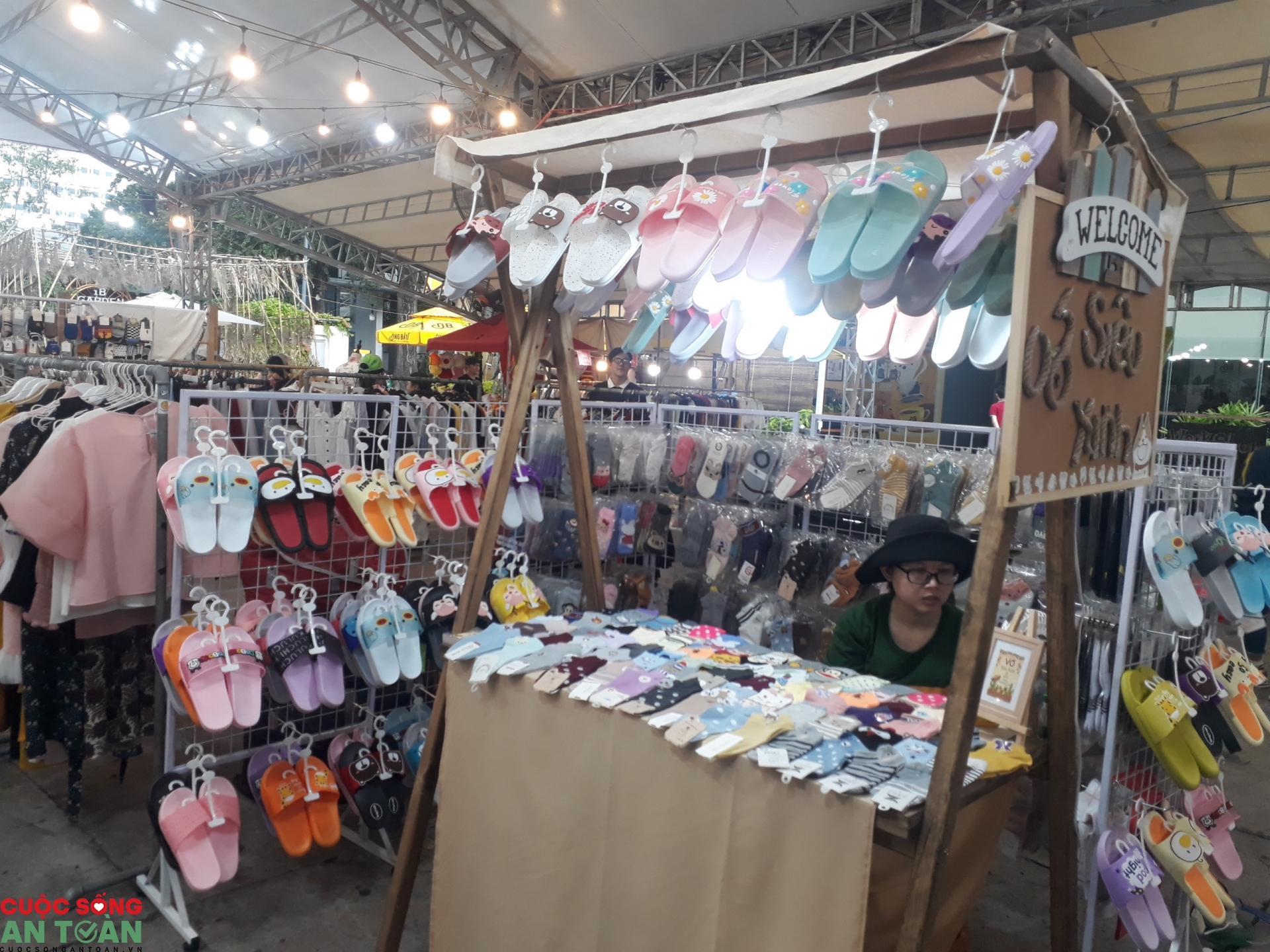 Thất nghiệp, người lao động “nhảy” sang tập tành kinh doanh that nghiep nguoi lao dong nhay sang tap tanh kinh doanh