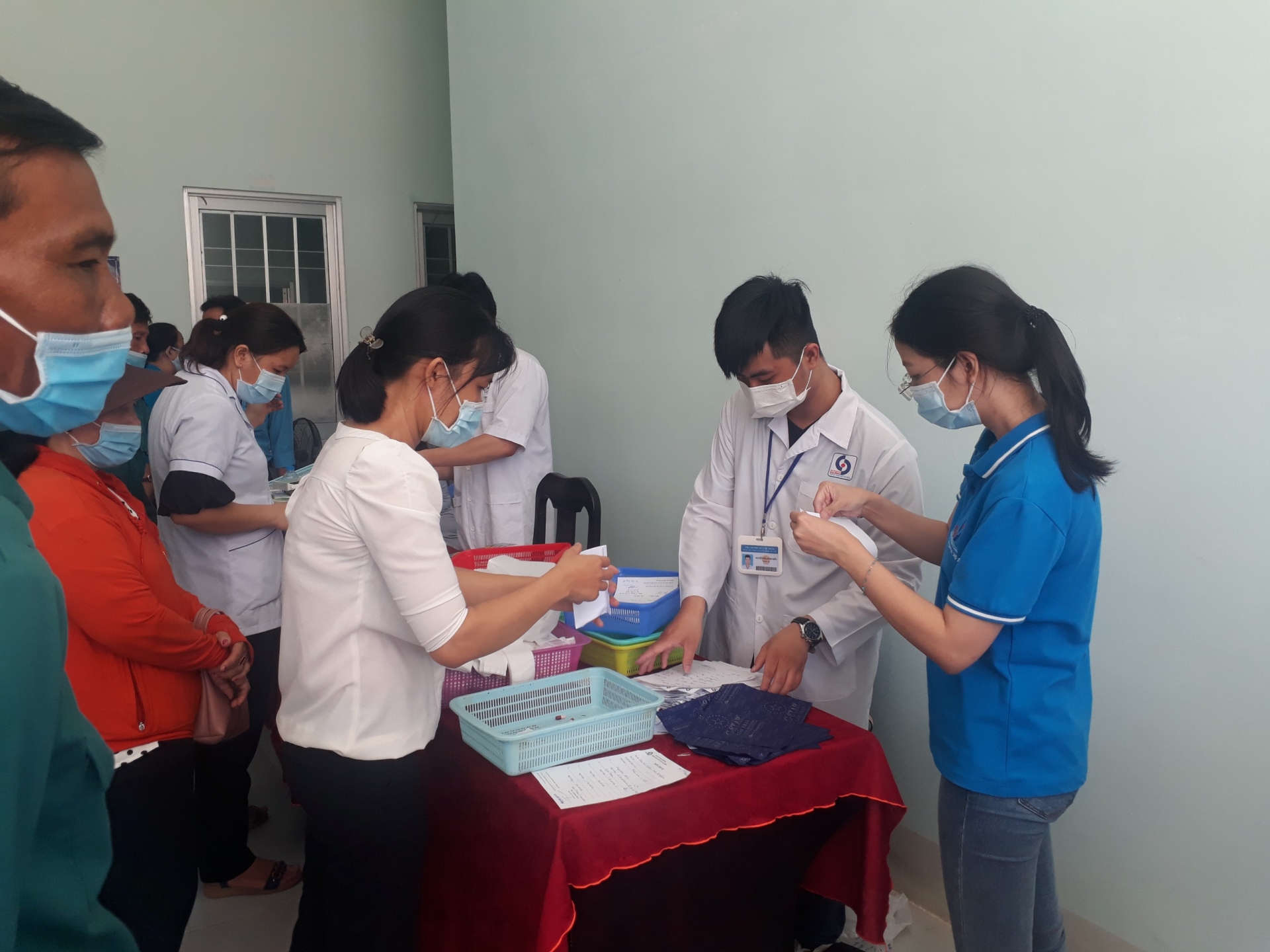 LĐLĐ TP HCM: Chăm lo gần 20.000 người lao động bị ảnh hưởng bởi dịch Covid-19 LĐLĐ TP HCM: Chăm lo gần 20.000 người lao động bị ảnh hưởng bởi dịch Covid-19