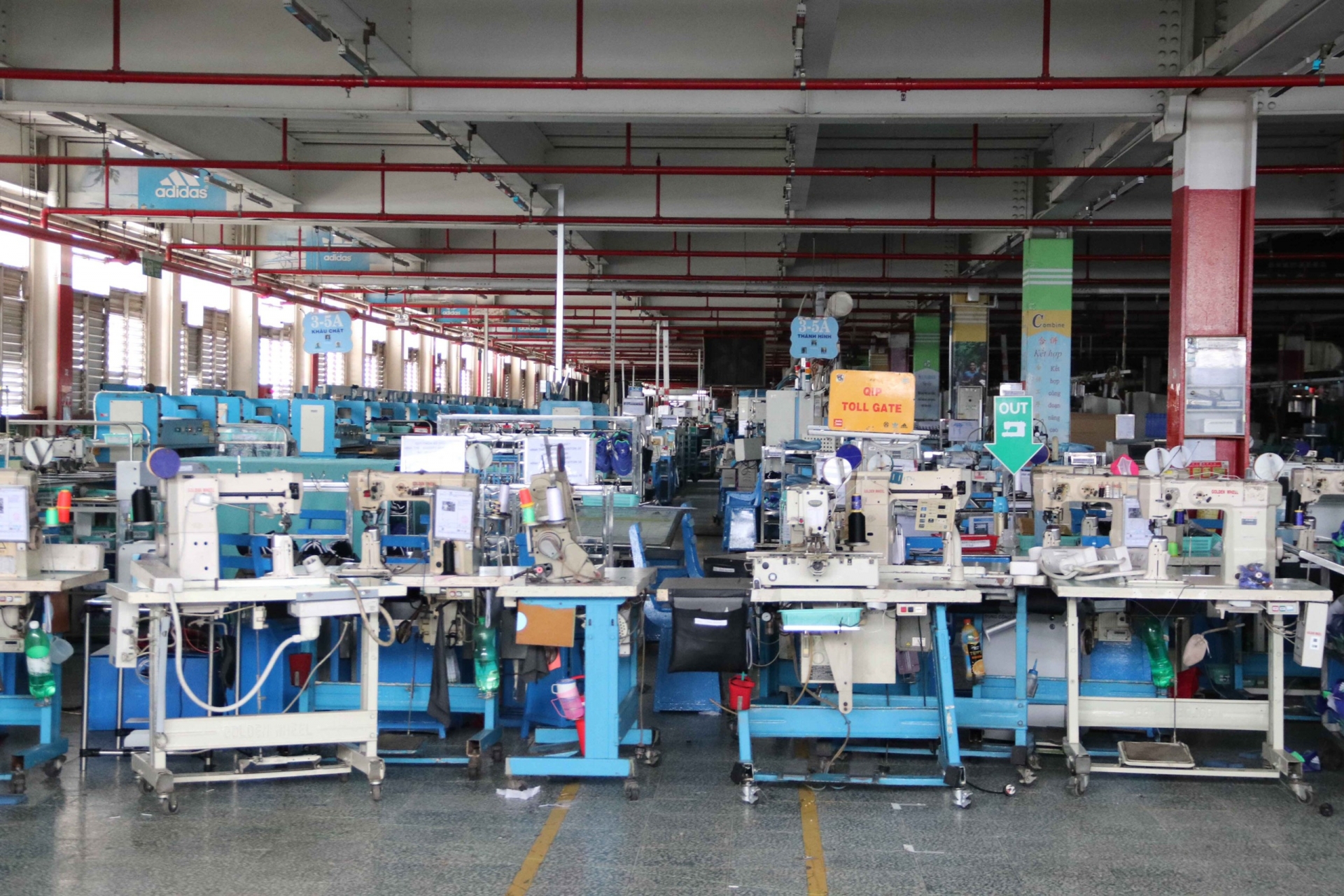 Lãnh đạo TP HCM kiểm tra công tác phòng dịch tại Công ty PouYuen Lãnh đạo TP HCM kiểm tra công tác phòng dịch tại Công ty PouYuen