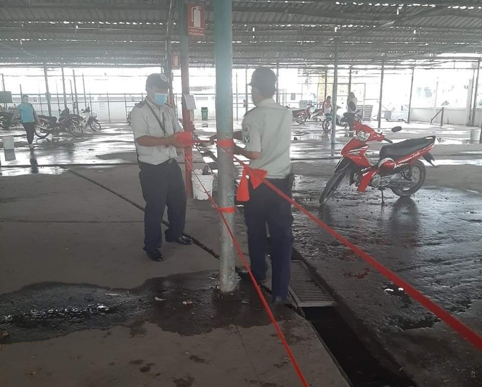 Thêm công nhân nhiễm Covid-19, nhiều công ty phối hợp khoanh vùng truy vết