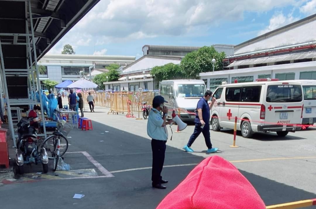 Thêm 3 công nhân dương tính Covid-19, báo động tình trạng dịch “tràn” vào KCN, KCX Thêm 3 công nhân dương tính Covid-19, báo động tình trạng dịch “tràn” vào KCN, KCX