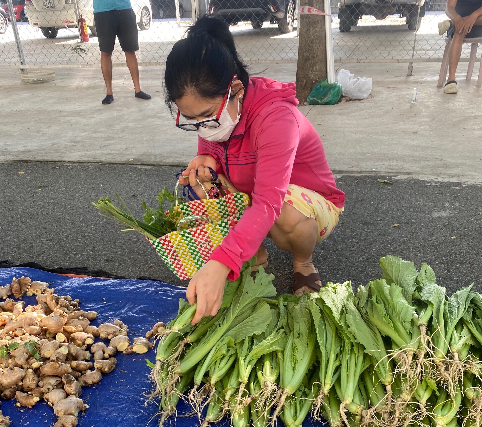 Thêm công nhân nhiễm Covid-19, nhiều công ty phối hợp khoanh vùng truy vết
