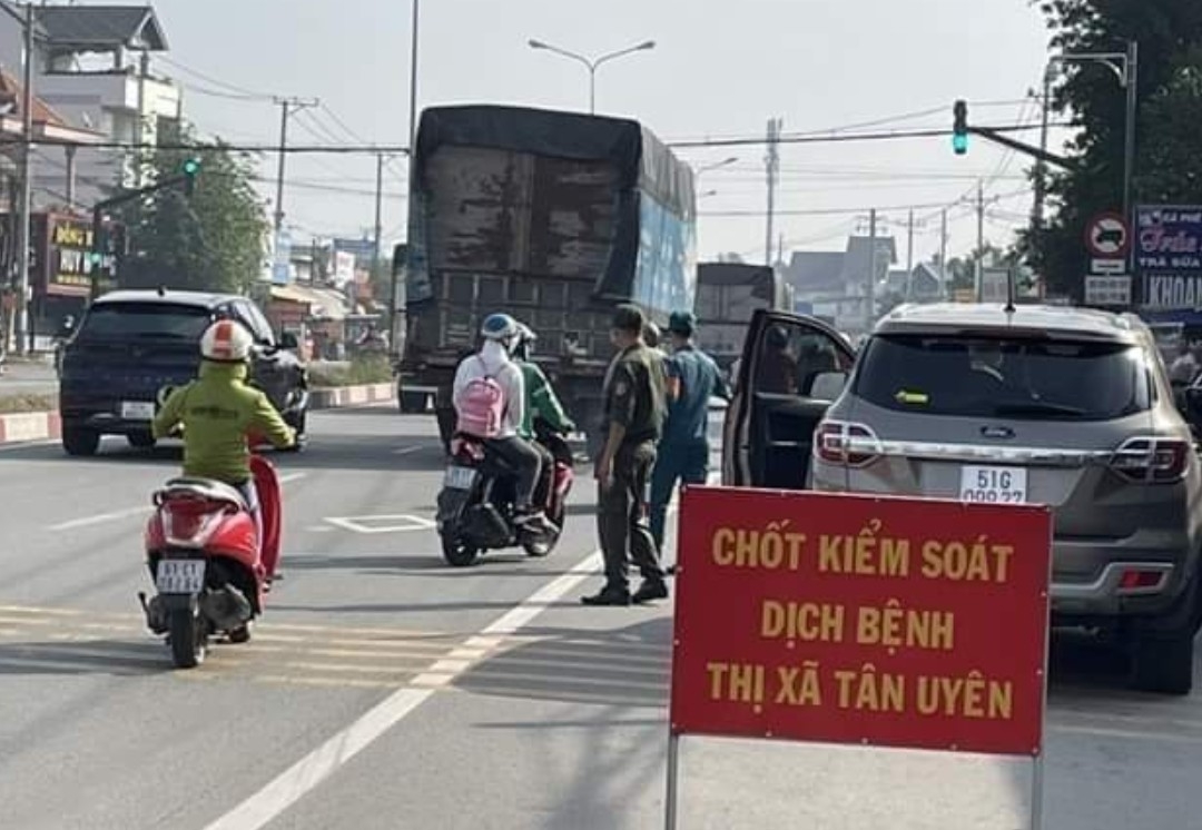 Bình Dương: Lại có thêm nhiều công nhân nghi nhiễm Covid-19