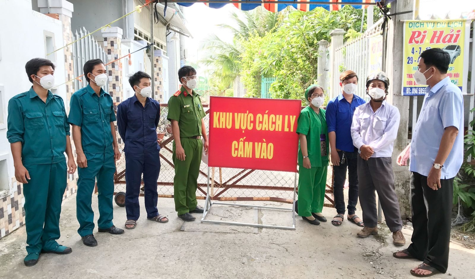 Ghi nhận 4 tài xế nhiễm Covid-19 tại KCN Hải Sơn, Long An quyết liệt phòng, chống dịch Ghi nhận 4 tài xế nhiễm Covid-19 tại KCN Hải Sơn, Long An quyết liệt phòng, chống dịch