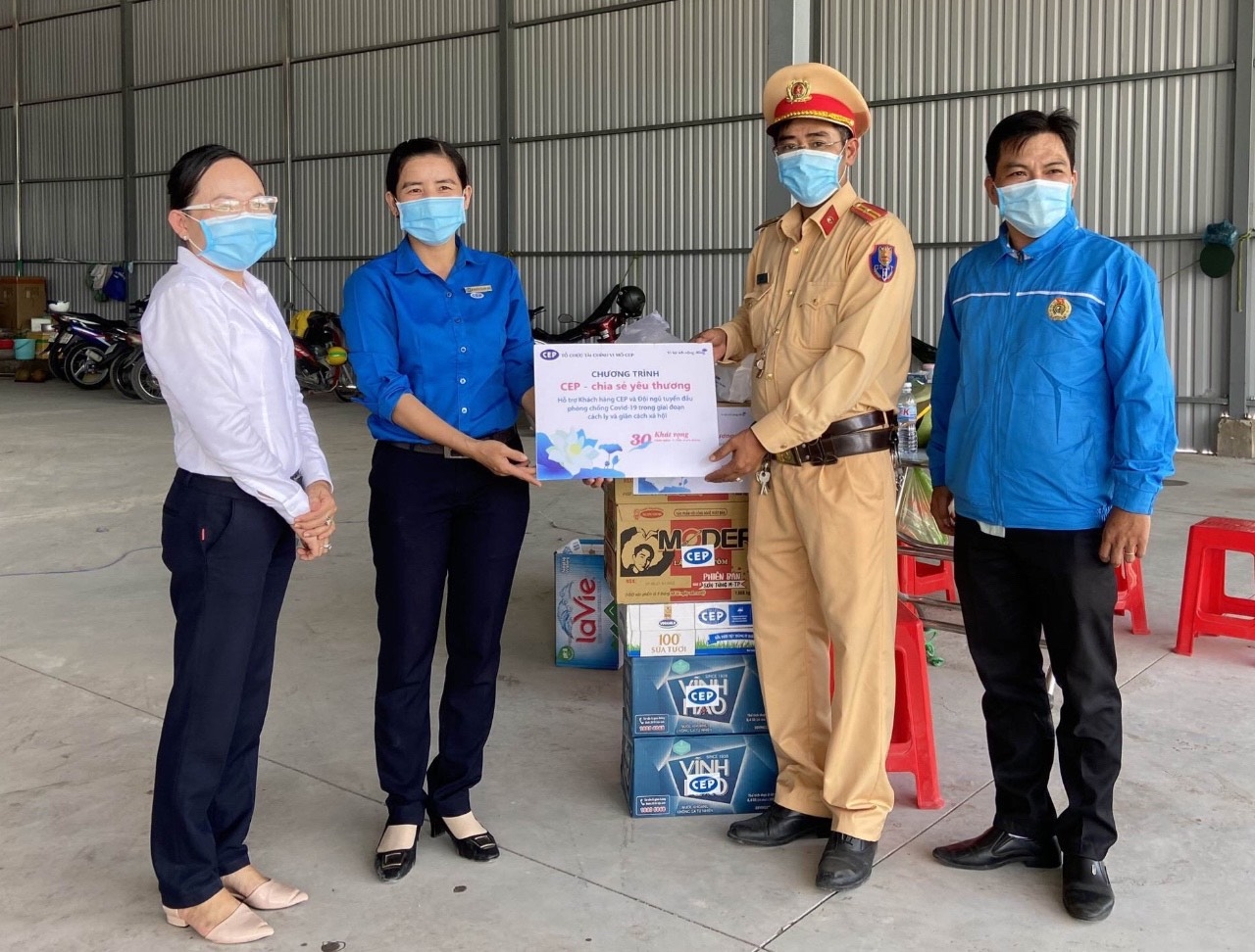 LĐLĐ huyện Châu Thành chung tay hỗ trợ phòng, chống dịch Covid-19