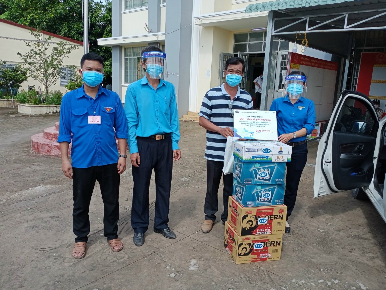 3.546 công nhân ở Tiền Giang làm việc tại Công ty Pouyuen Việt Nam được tạm nghỉ việc 3.546 công nhân ở Tiền Giang làm việc tại Công ty Pouyuen Việt Nam được tạm nghỉ việc