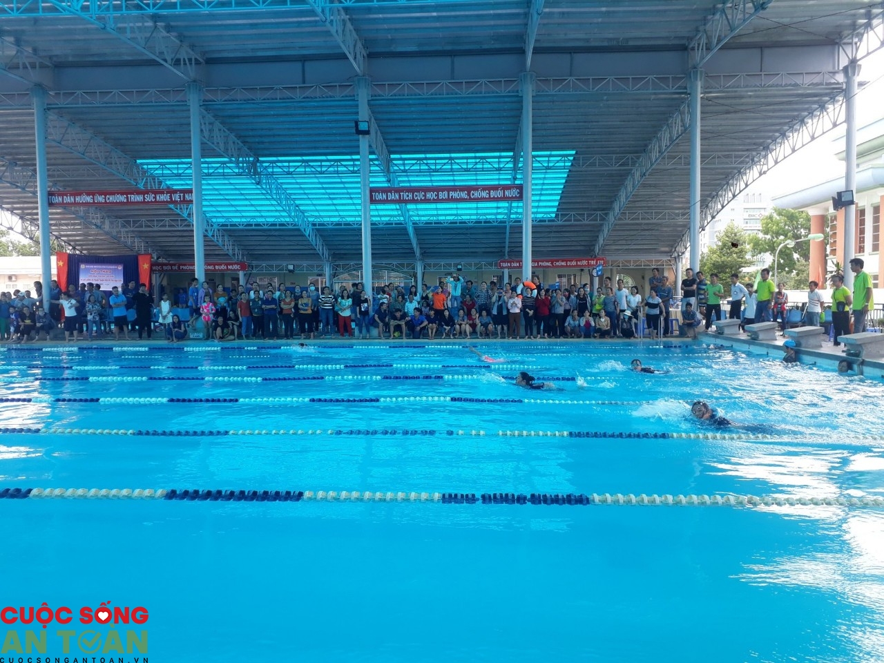 Người lao động phấn khởi tham gia hội thi thể dục thể thao nguoi lao dong phan khoi tham gia hoi thi the duc the thao