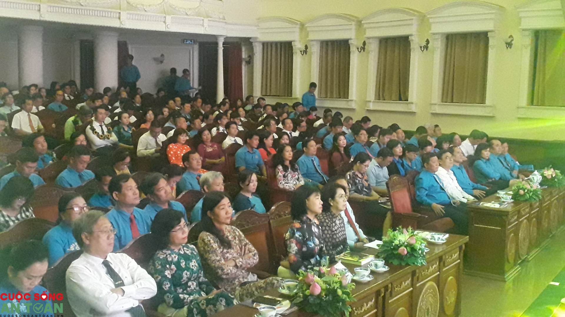 TP HCM: Tuyên dương 51 tập thể và 161 cá nhân điển hình tiên tiến (2016 - 2020) tp hcm tuyen duong 51 tap the va 161 ca nhan dien hinh tien tien 2015 2020