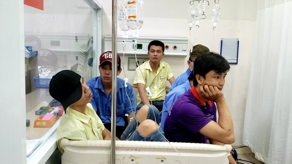 Hơn 100 công nhân Great Kingdom Giang Điền nhập viện do nghi ngộ độc sau ăn hon 100 cong nhan great kingdom giang dien nhap vien do nghi ngo doc sau an