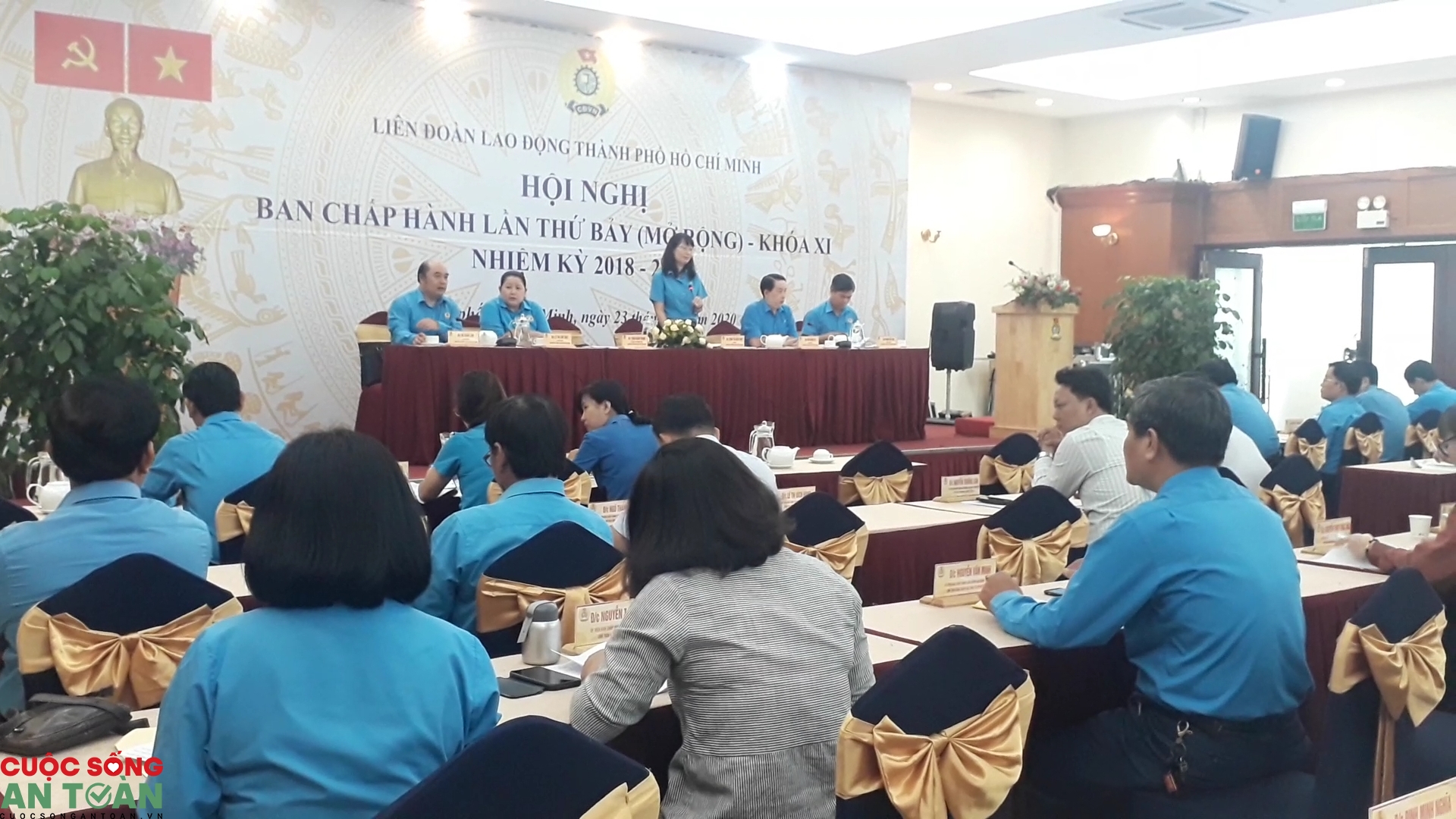 15200 doanh nghiep giai the ngung viec thu hep san xuat do anh huong cua covid 19