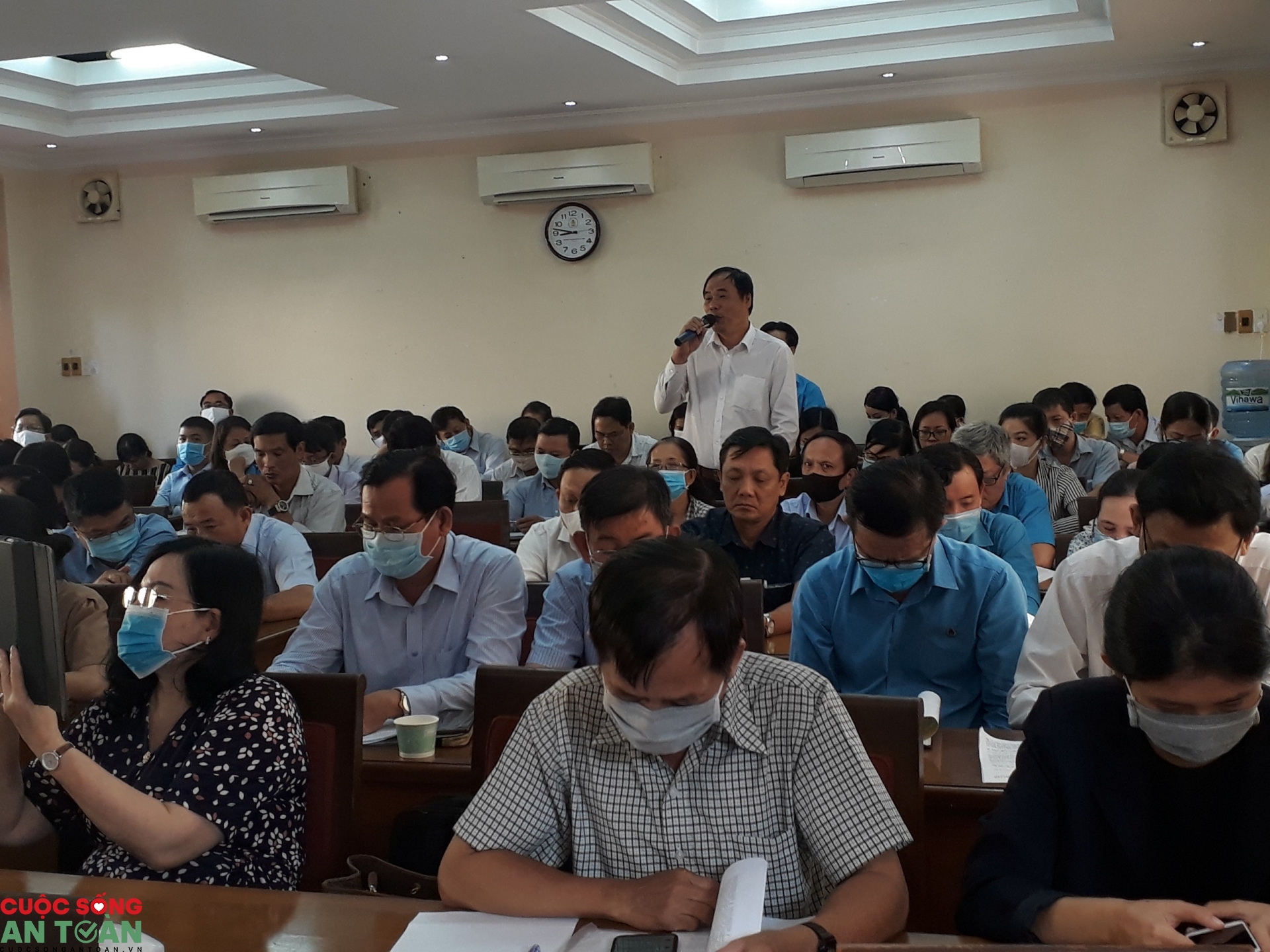 21 ý kiến đóng góp của cán bộ công đoàn vào văn kiện Đại hội Đảng bộ thành phố HCM 21 y kien dong gop cua can bo cong doan vao van kien dai hoi dang bo thanh pho hcm