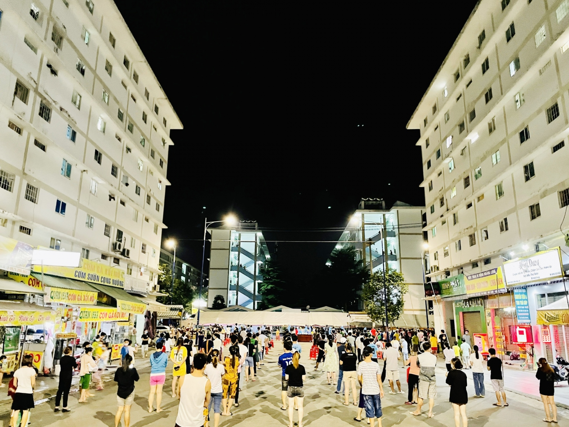 Công nhân nhiễm Covid-19 tăng nhanh, Bình Dương tăng cường phòng, chống dịch Công nhân nhiễm Covid-19 tăng nhanh, Bình Dương tăng cường phòng, chống dịch