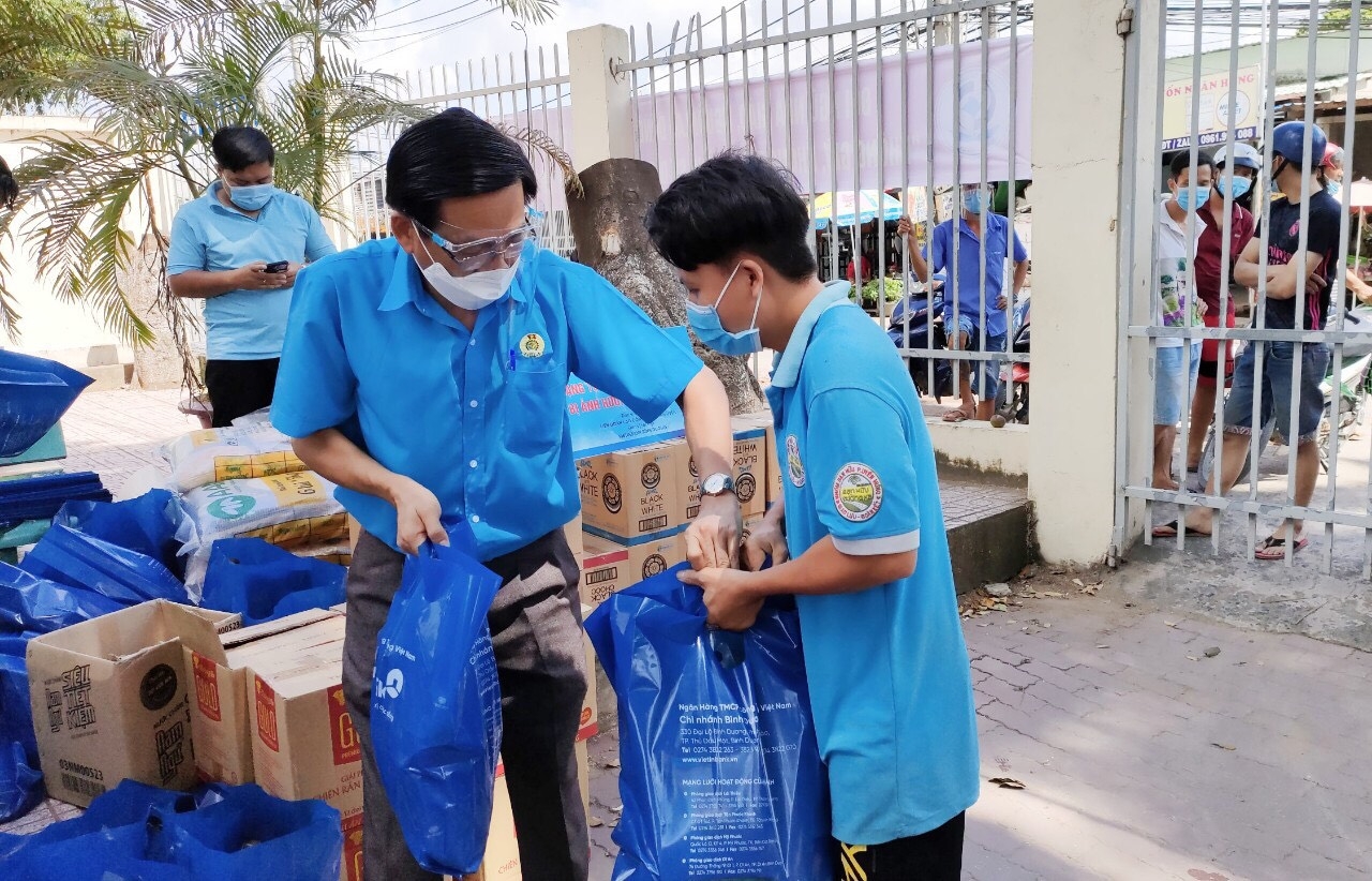 Công nhân nhiễm Covid-19 tăng nhanh, Bình Dương tăng cường phòng, chống dịch Công nhân nhiễm Covid-19 tăng nhanh, Bình Dương tăng cường phòng, chống dịch