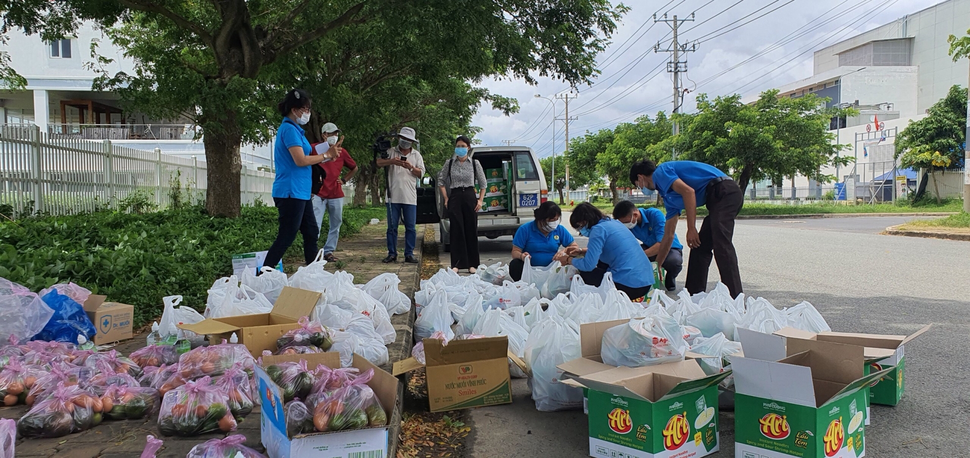 Công đoàn hỗ trợ công nhân khó khăn vùng dịch Công đoàn hỗ trợ công nhân khó khăn vùng dịch