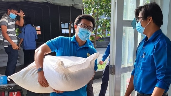 Công đoàn Bình Dương tập trung chăm lo người lao động khó khăn do Covid-19