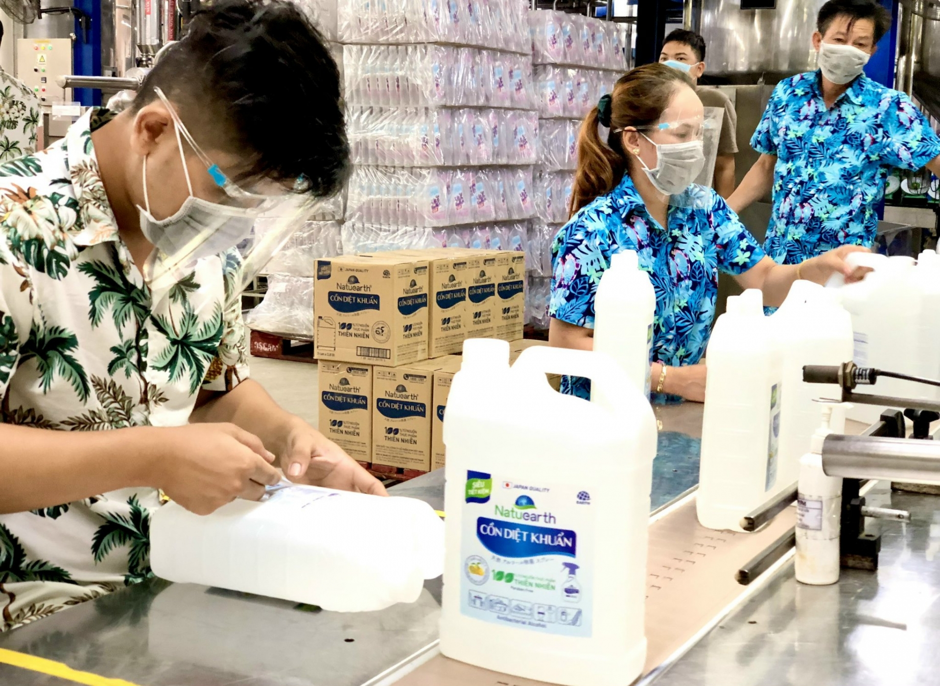 Nhiều phương án sản xuất an toàn cho doanh nghiệp tại Bình Dương Nhiều phương án sản xuất an toàn cho doanh nghiệp tại Bình Dương