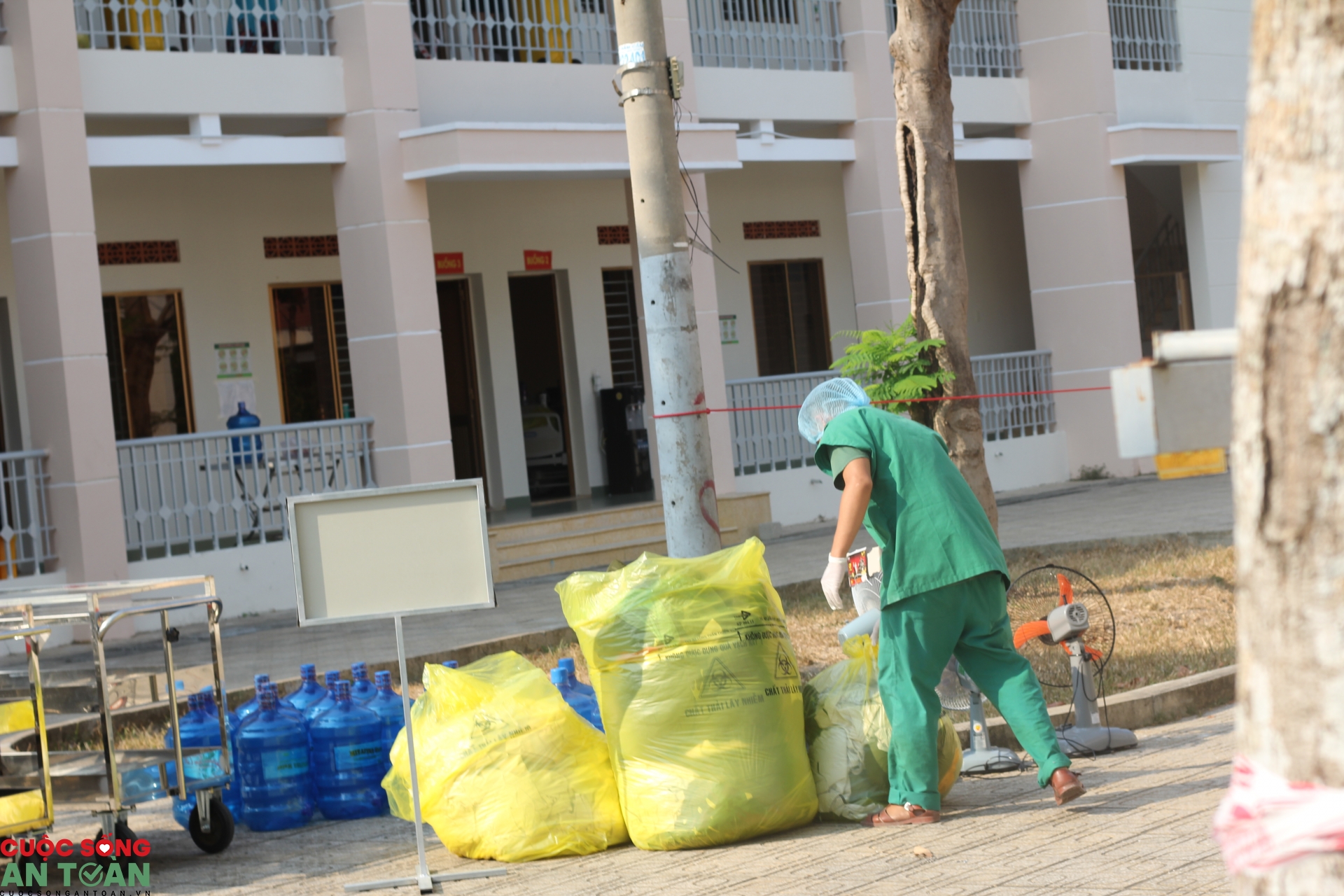 undefined 1147 img 5200