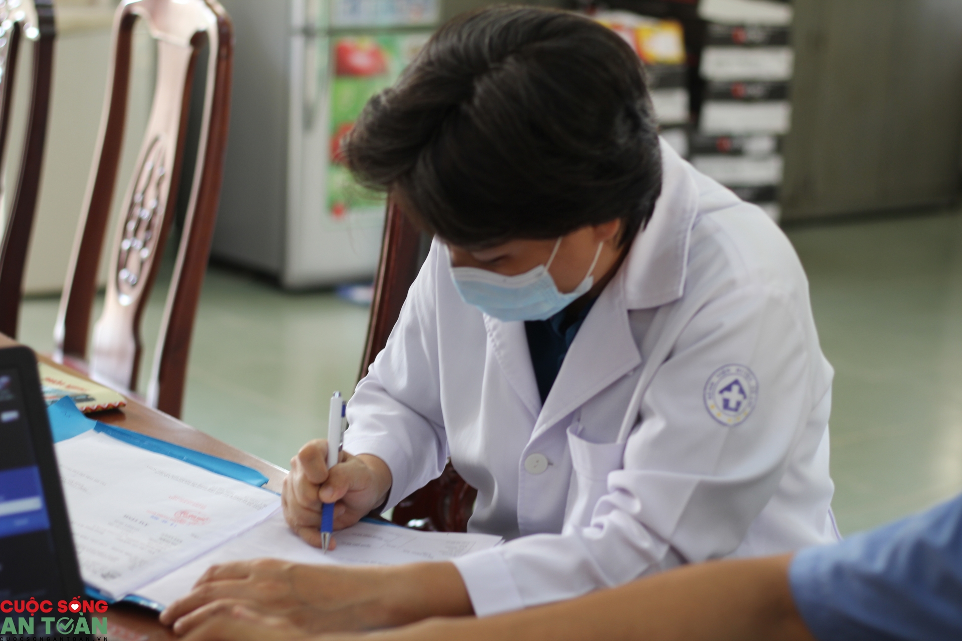 undefined 1214 img 5215