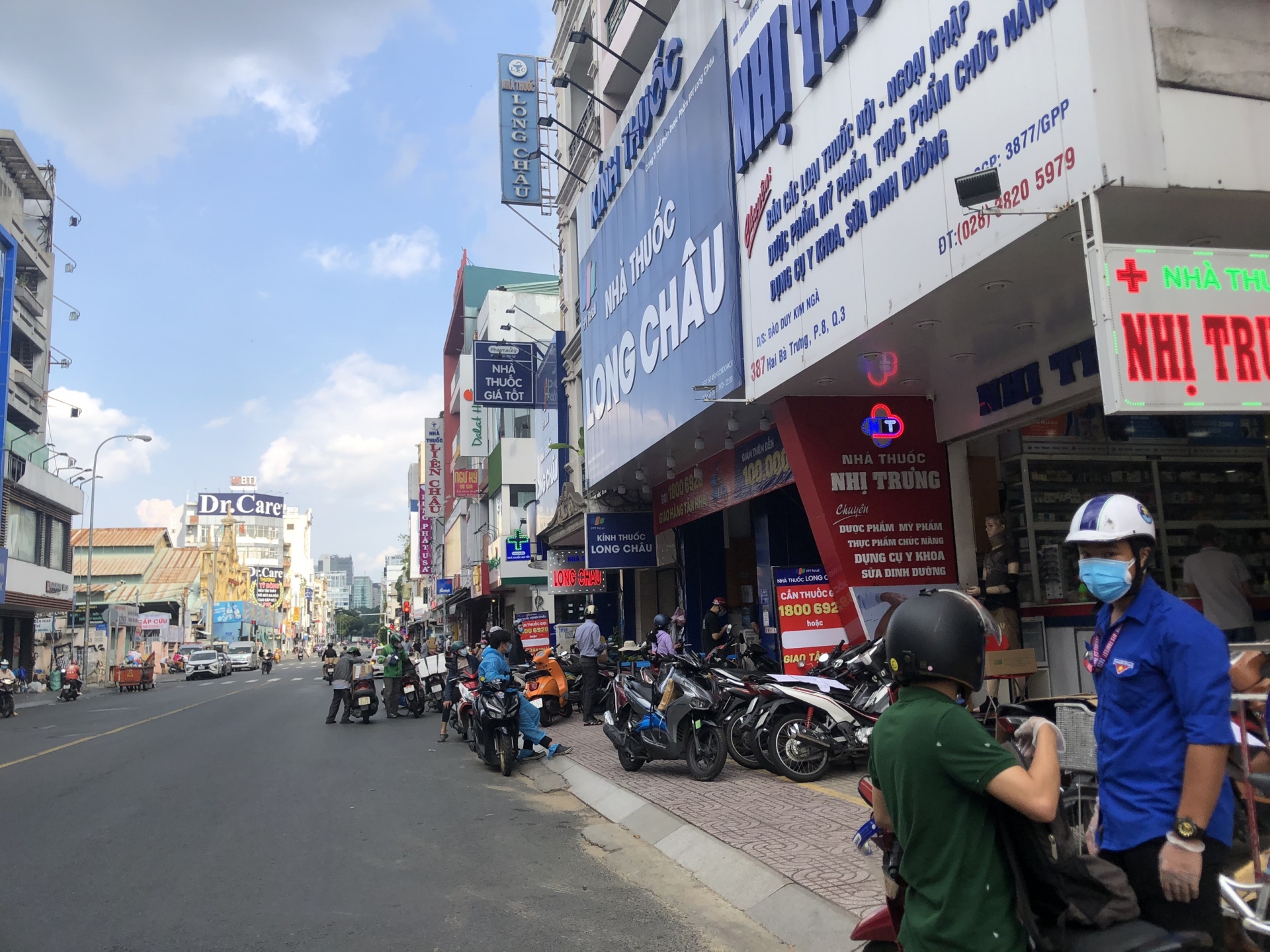 Khoảng 1,2 triệu người dân ra đường mỗi ngày tại TP HCM