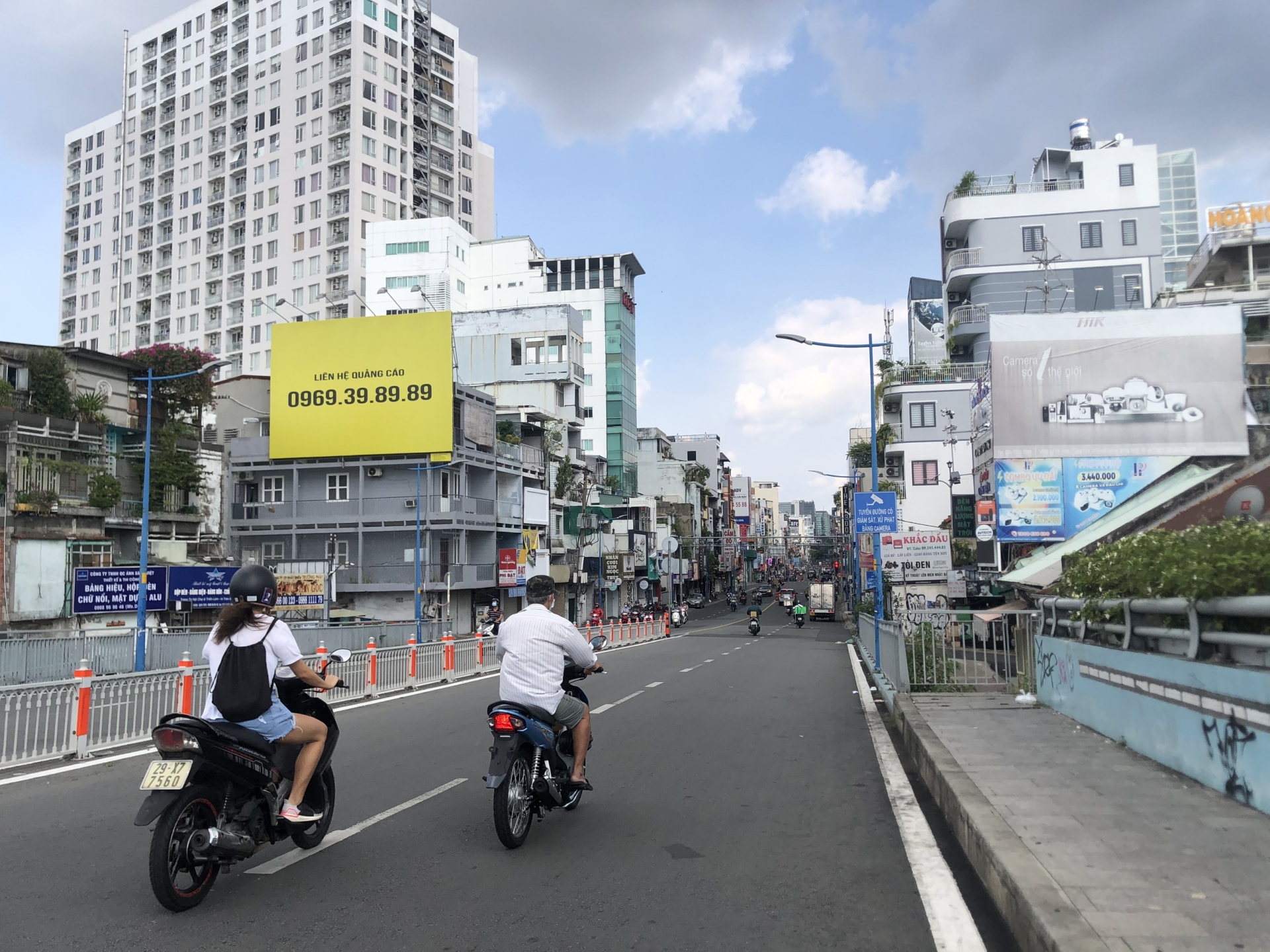 Khoảng 1,2 triệu người dân ra đường mỗi ngày tại TP HCM