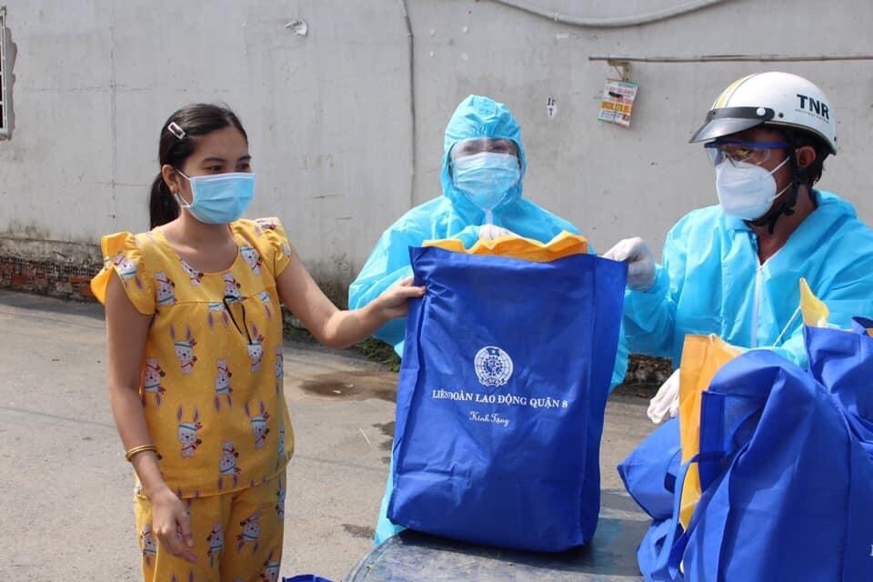 LĐLĐ TP HCM nỗ lực vượt khó, chăm lo cho đoàn viên, người lao động LĐLĐ TP HCM nỗ lực vượt khó, chăm lo cho đoàn viên, người lao động