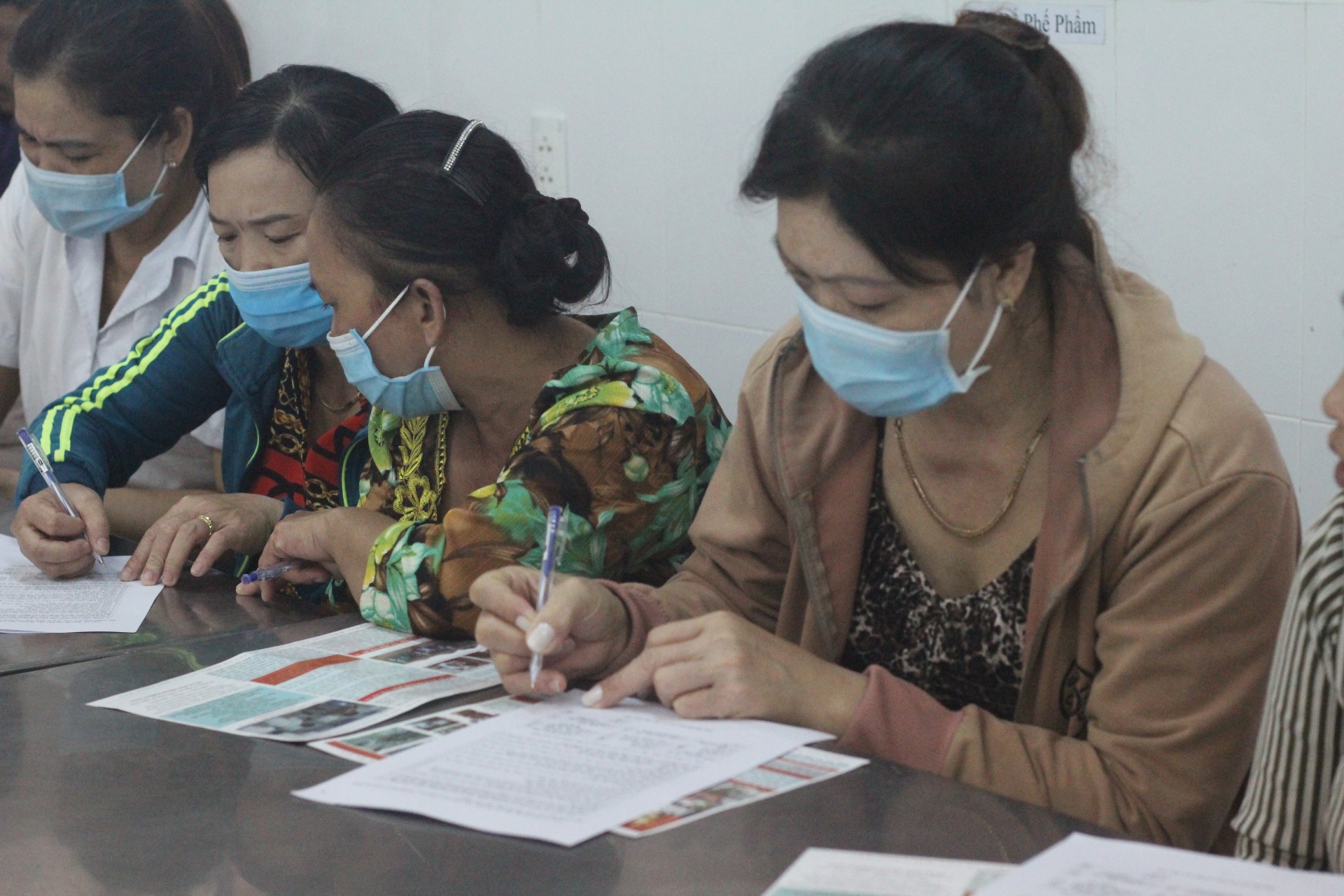 Hỗ trợ người lao động thất nghiệp học nghề, tìm kiếm việc làm mới Hỗ trợ người lao động thất nghiệp học nghề, tìm kiếm việc làm mới