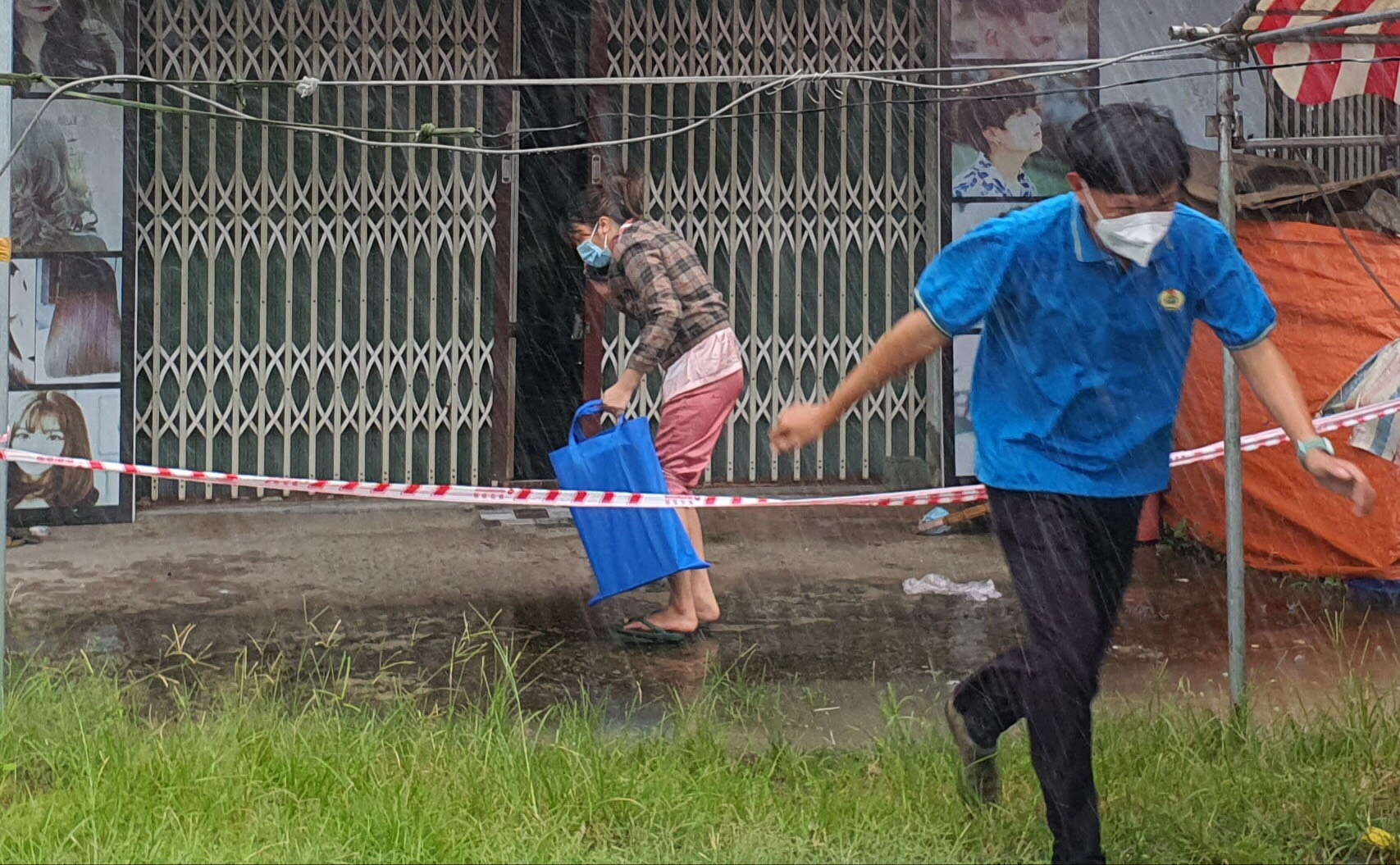 “Sữa yêu thương - ấm tình Công đoàn” dành tặng cho trẻ em và phụ nữ mang thai “Sữa yêu thương - ấm tình Công đoàn” dành tặng cho trẻ em và phụ nữ mang thai