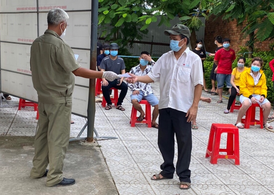 Bình Dương đẩy nhanh tiêm vắc xin cho người dân, công nhân lao động Bình Dương đẩy nhanh tiêm vắc xin cho người dân, công nhân lao động