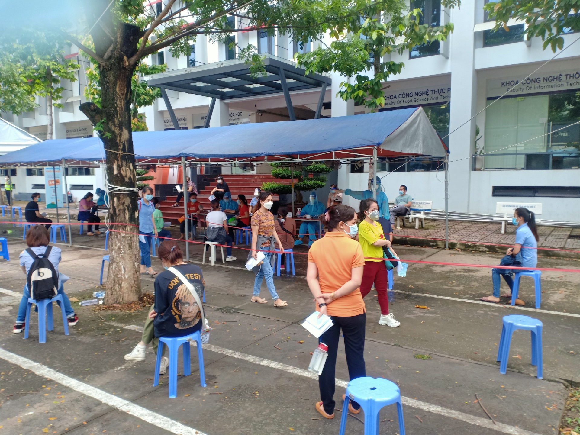 Nhiều phương án sản xuất an toàn cho doanh nghiệp tại Bình Dương Nhiều phương án sản xuất an toàn cho doanh nghiệp tại Bình Dương