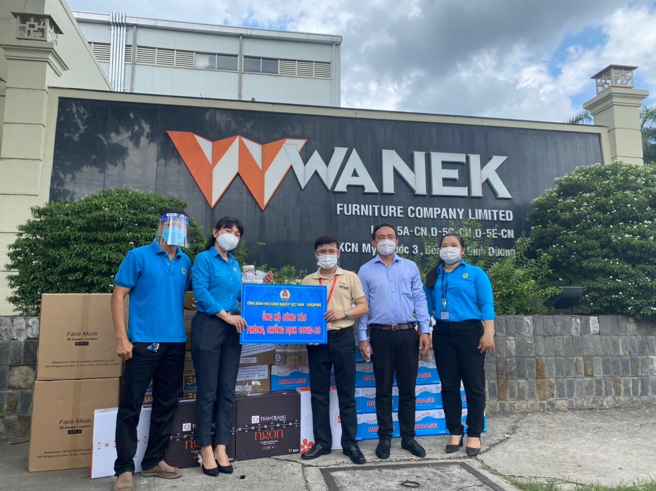 Công đoàn Bình Dương chi hàng trăm tỷ đồng chăm lo cho đoàn viên, NLĐ khó khăn Công đoàn Bình Dương chi hàng trăm tỷ đồng chăm lo cho đoàn viên, NLĐ khó khăn