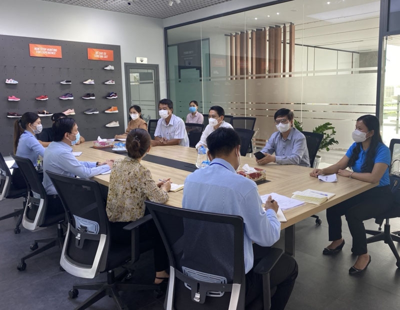 Khôi phục sản xuất tại doanh nghiệp, đảm bảo an toàn cho người lao động Khôi phục sản xuất tại doanh nghiệp, đảm bảo an toàn cho người lao động