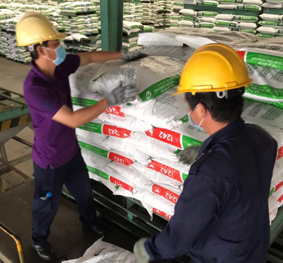 Long An: Nhiều doanh nghiệp chuẩn bị phương án để sản xuất an toàn Long An: Nhiều doanh nghiệp chuẩn bị phương án để sản xuất an toàn