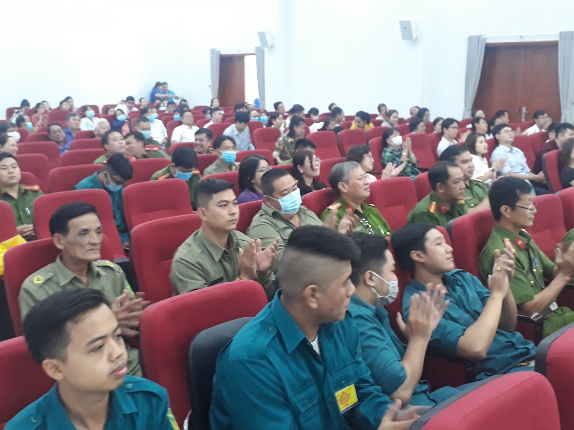 LĐLĐ TP HCM: Tổng kết Công trình thi đua 200 ngày với nhiều thành tích nổi bật LĐLĐ TP HCM: Tổng kết Công trình thi đua 200 ngày với nhiều thành tích nổi bật