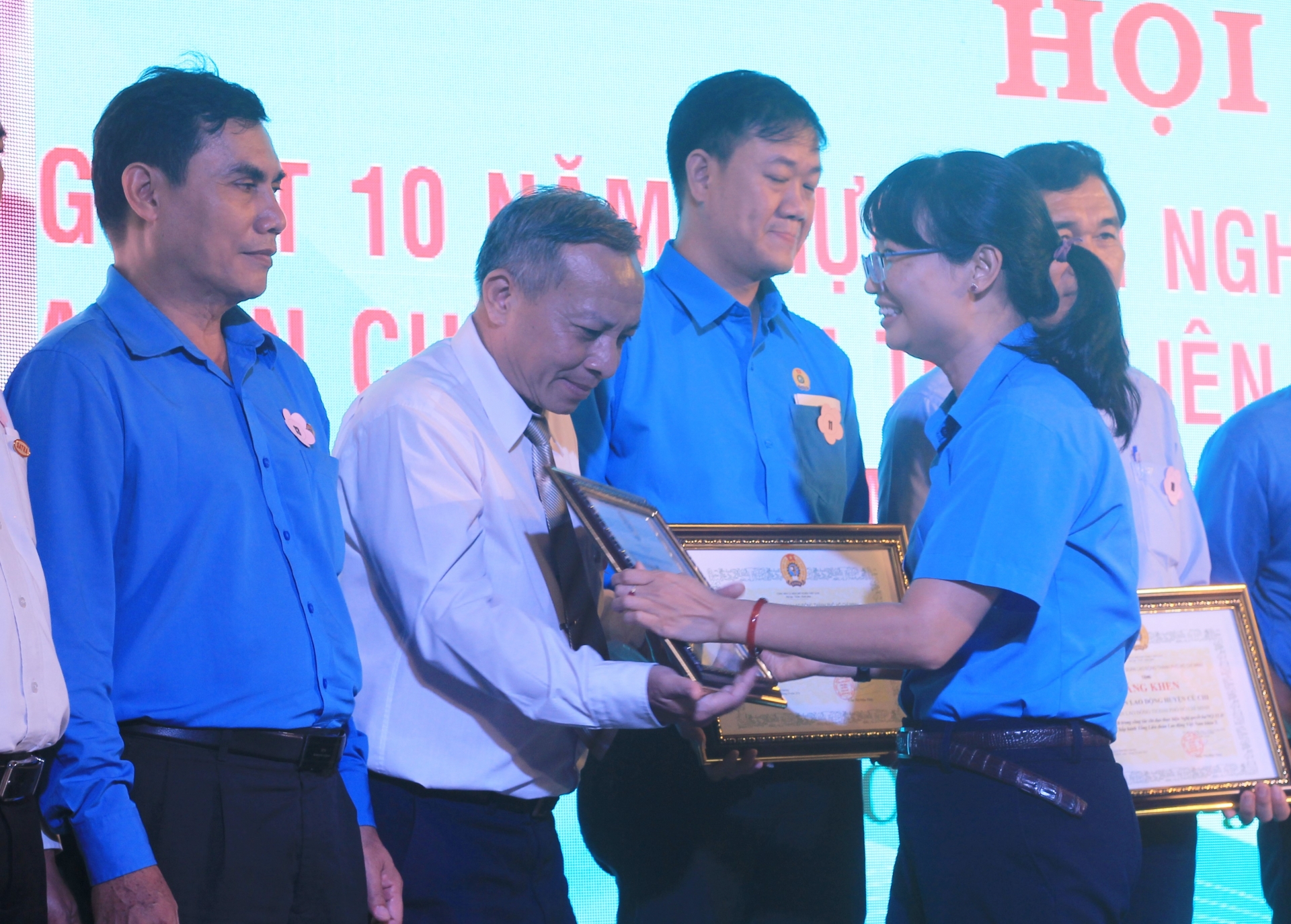 LĐLĐ TP HCM tổ chức Hội nghị Tổng kết 10 năm thực hiện Nghị quyết 6a/NQ-TLĐ LĐLĐ TP HCM tổ chức Hội nghị Tổng kết 10 năm thực hiện Nghị quyết 6a/NQ-TLĐ