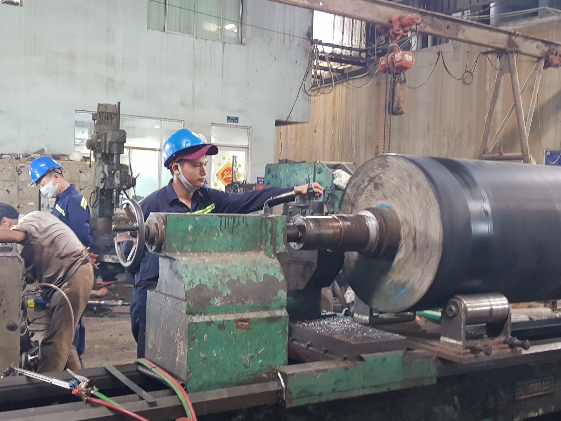 Đào tạo nâng cao tay nghề để nâng cao cơ hội tiếp cận kỹ thuận tiên tiến Đào tạo nâng cao tay nghề để nâng cao cơ hội tiếp cận kỹ thuận tiên tiến