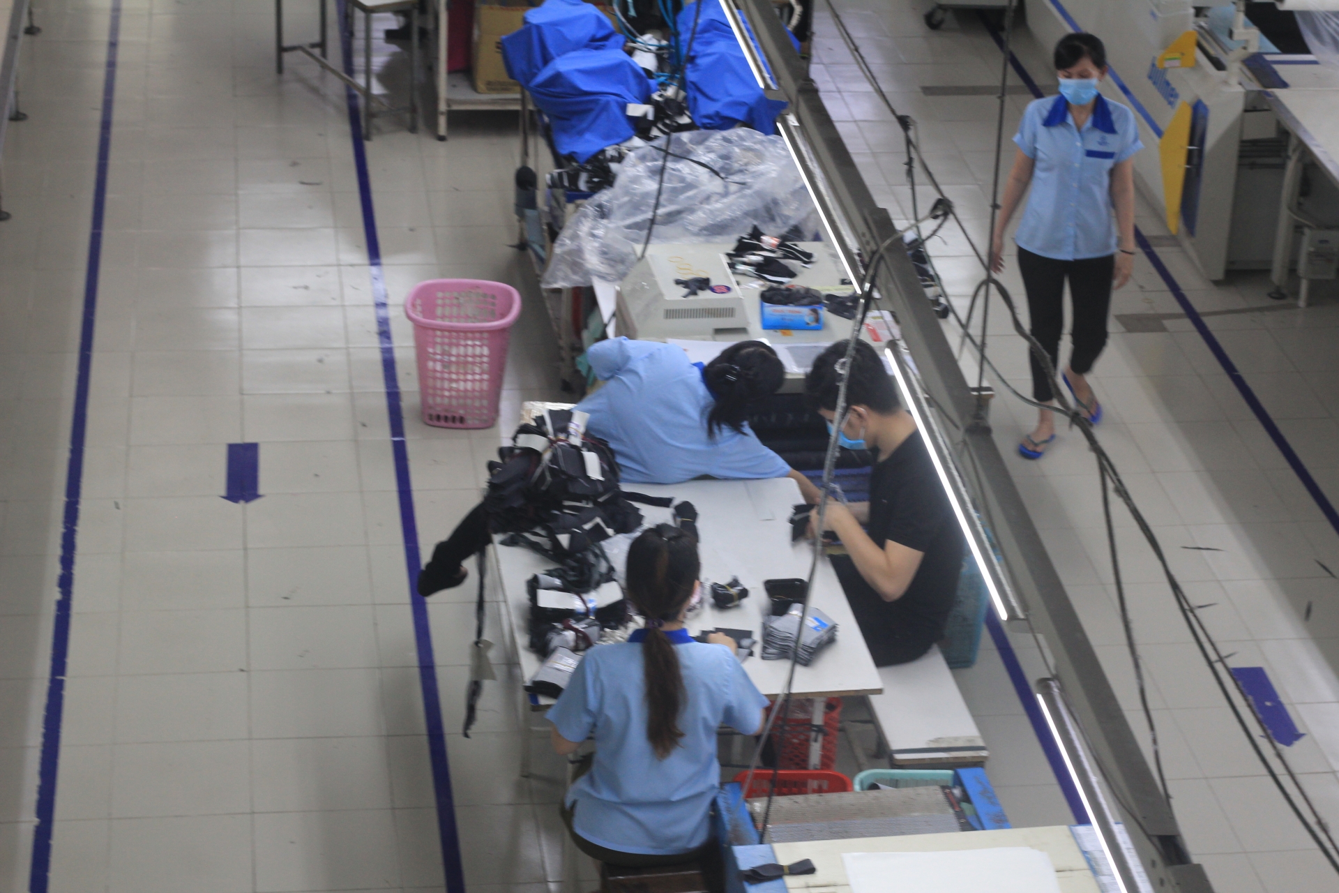 Tăng cường đào tạo nghề và đào tạo lại cho người lao động Tăng cường đào tạo nghề và đào tạo lại cho người lao động