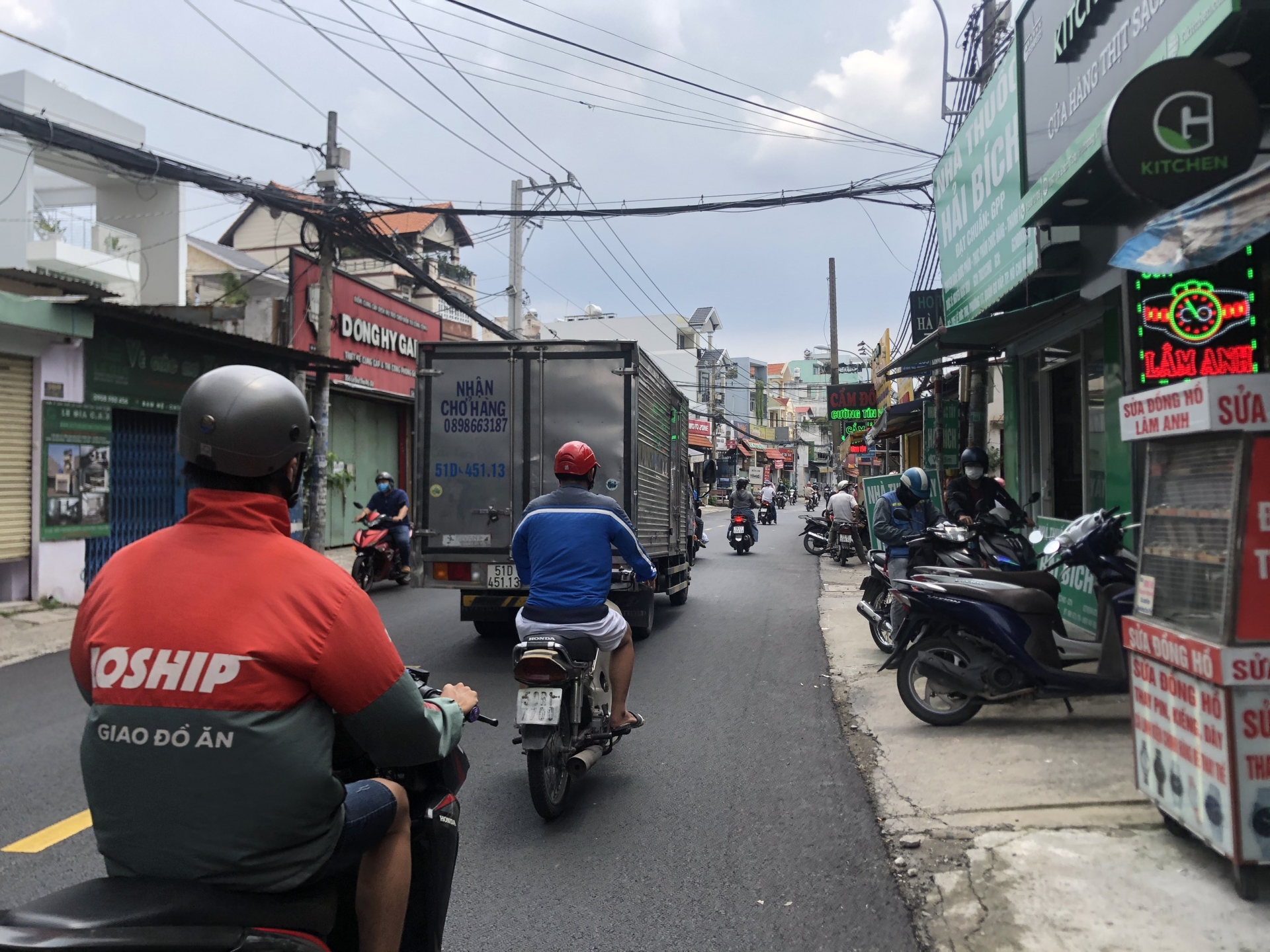 Người lao động mừng vì TP HCM đã từng bước mở cửa hoạt động từ 1/10 Người lao động mừng vì TP HCM đã từng bước mở cửa hoạt động từ 1/10