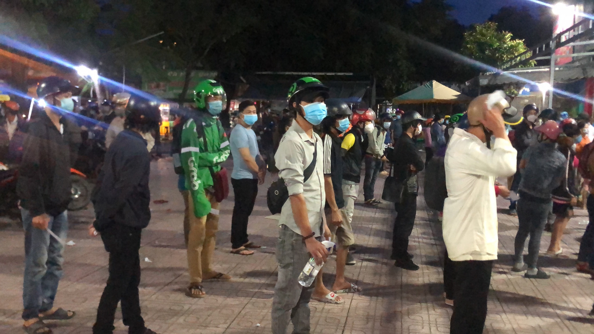 TP HCM mong muốn người dân, công nhân lao động ở lại đóng góp cho thành phố